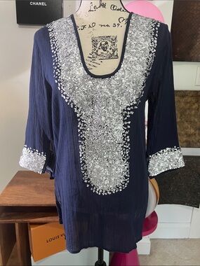 T-Bags Tunic with Silver Sequin Bib and Cuffs!